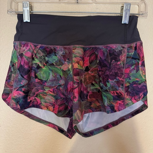 lululemon athletica Pants - Lululemon hotty hot shorts size 0